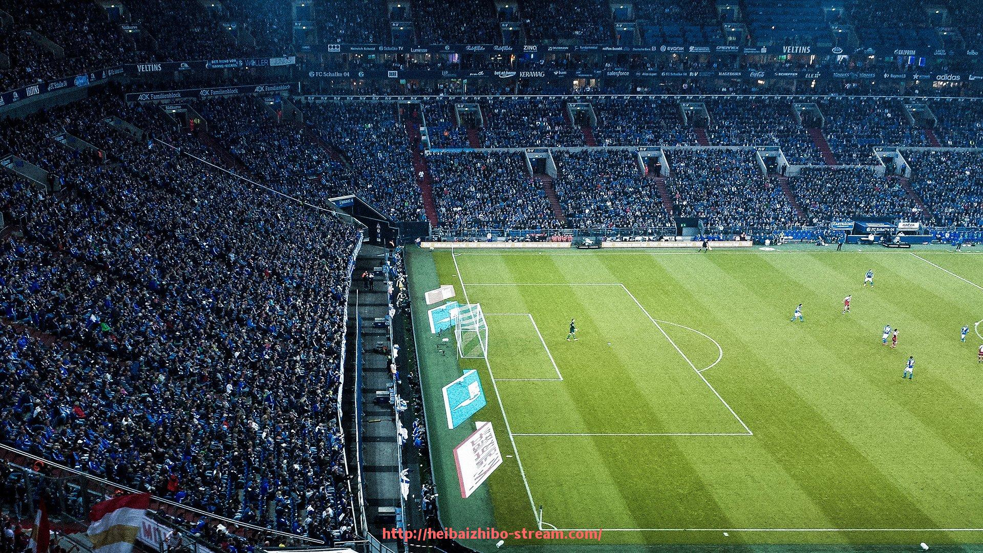 黑白体育直播-世俱杯球鞋鞋底防滑纹路设计模式与功能性测试标准分析